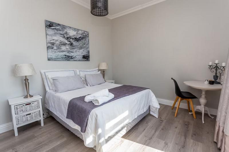 To Let 4 Bedroom Property for Rent in Crofters Valley Western Cape